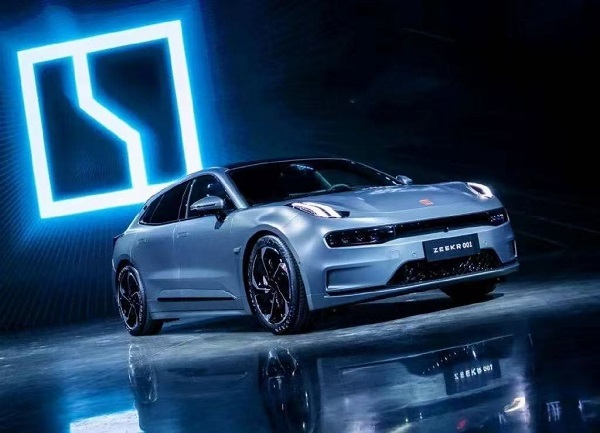 De la debutul CES până la victoria în deșert: Zeekr ia cu furtună Orientul Mijlociu