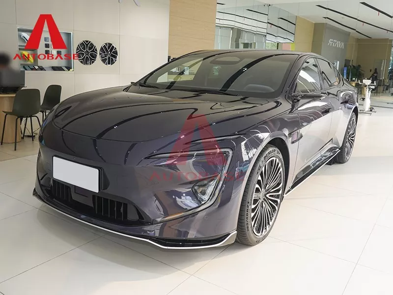 Este Avatr 12 viitorul sedanelor electrice inteligente